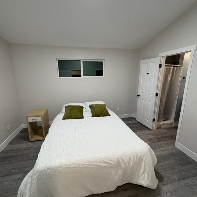 Photo - 7531 Birch St House