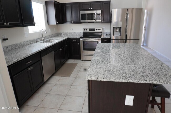 Foto del edificio - 2198 St Bonita Ln