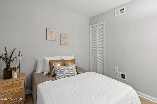 Foto del edificio - 225 Webster Ave