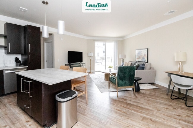 Building Photo - 3600 Park E Dr