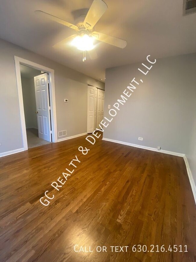 Foto del edificio - 2156 W Belle Plaine Ave