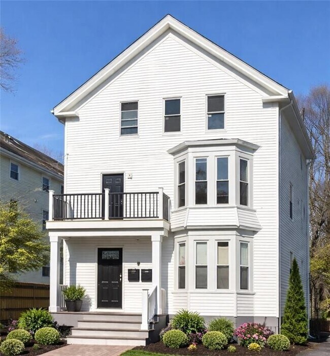 Foto del edificio - 50 E Transit St