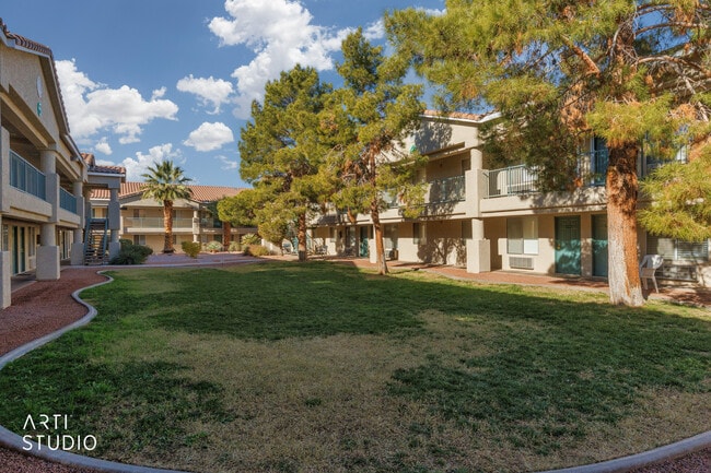 Foto del edificio - 100 Pulsipher Ln