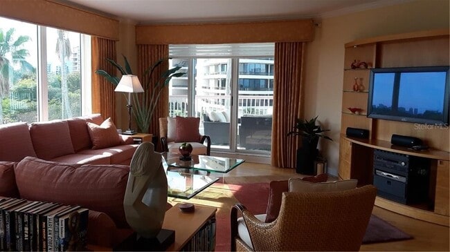 Foto del edificio - 455 Longboat Club Rd