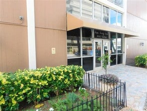 Building Photo - 444 Nahua St