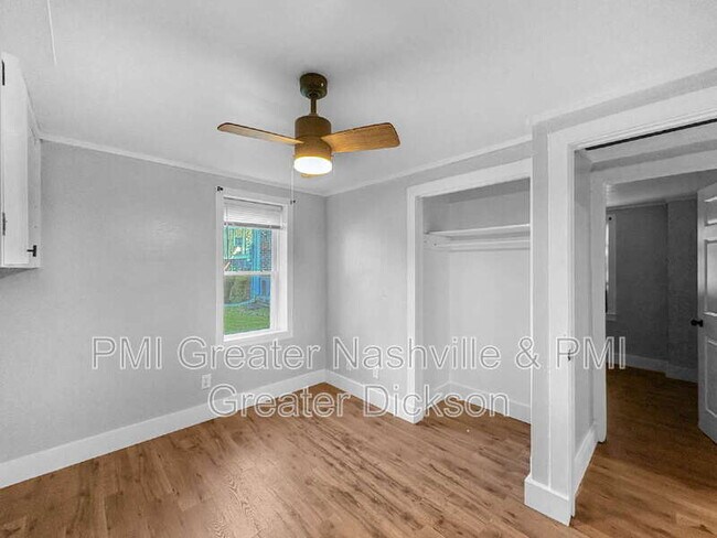 Foto del edificio - 212.5 West End Ave