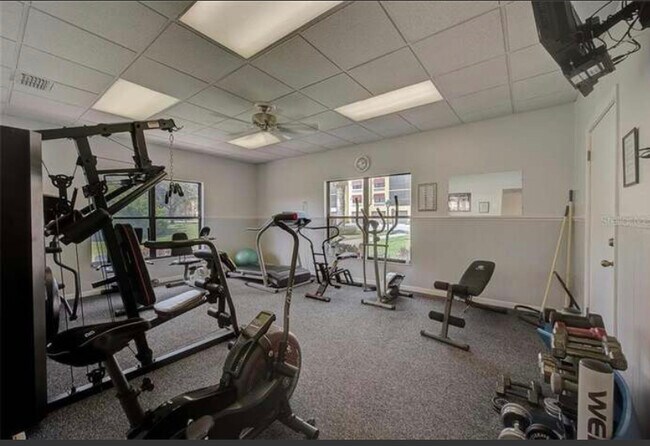 Fitness center - 5817 Park St N