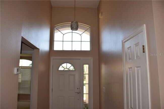 Building Photo - 2544 River Ridge Dr