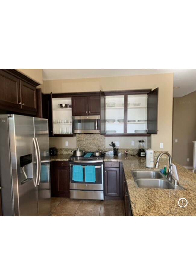 Foto del edificio - 15819 Meyer Ln