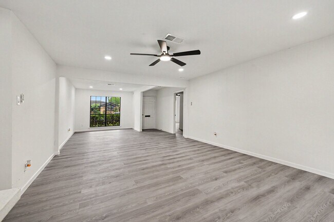 Foto del edificio - 7607 Grape St