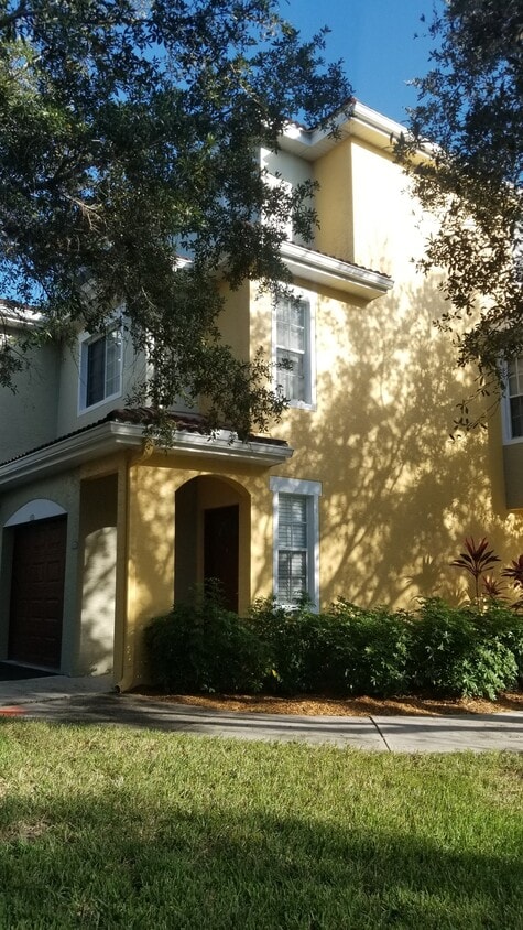Photo - 5001 Baraldi Cir (Sarasota, FL)