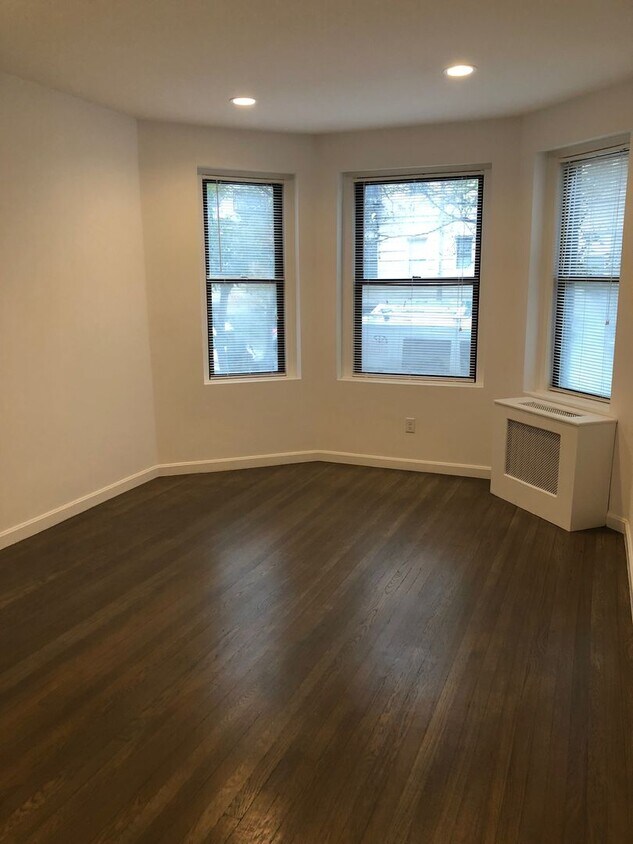 Foto del edificio - West Fens Updated 1Bed with washer and dry...