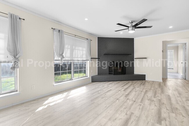 Foto del edificio - 2207 Roman Ct