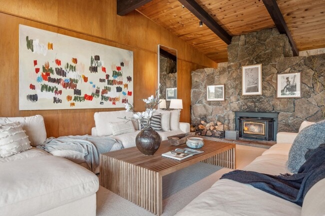 Building Photo - 45 Beverly Terrace