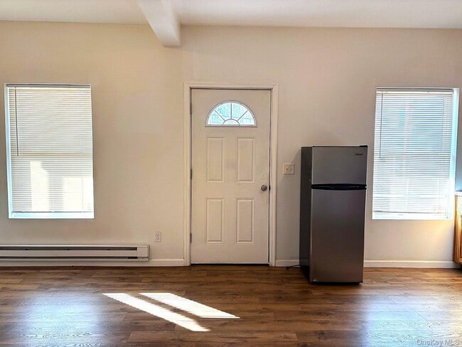 Foto del edificio - 454 NY-376