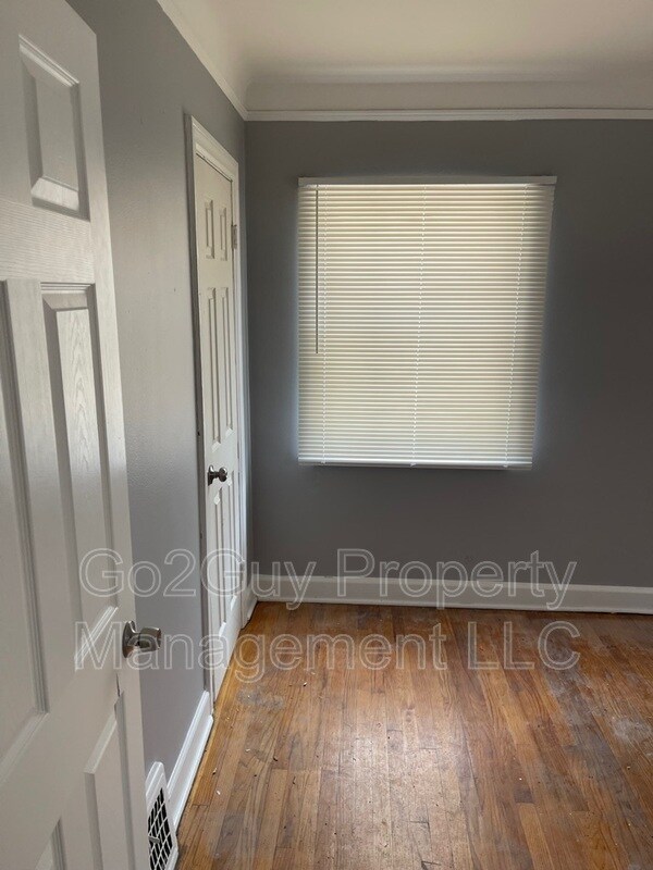 Foto del edificio - 18034 Birwood St