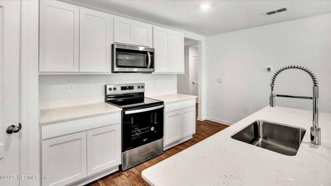 Foto del edificio - 2489 Falling Star Ln