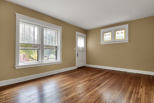 Building Photo - 7702 Lile Ave