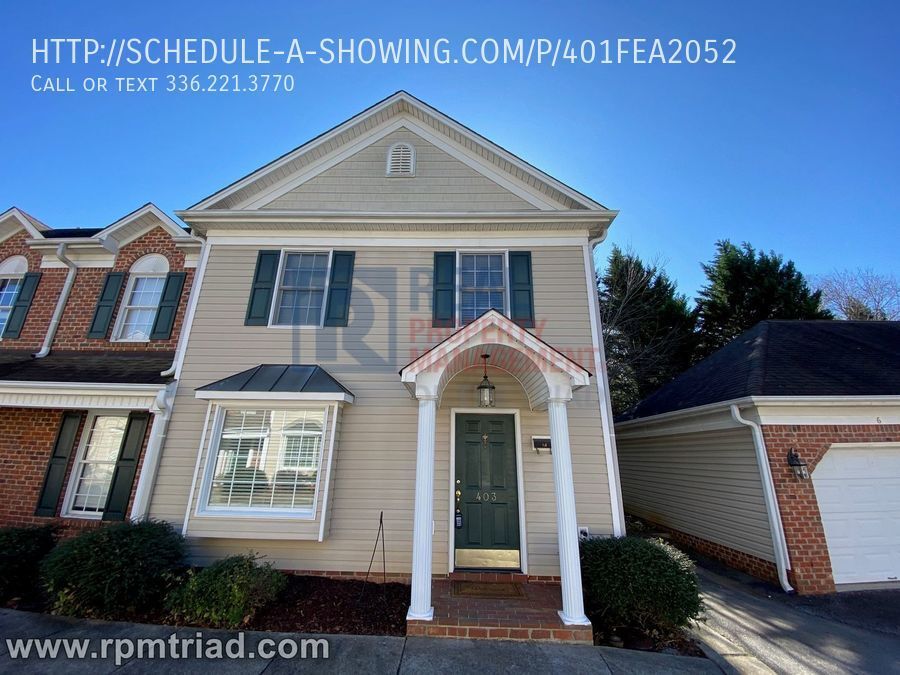 3BR/2.5BA Spacious Kernersville Townhouse House Rental in