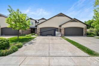 Building Photo - 757 W 4400 S