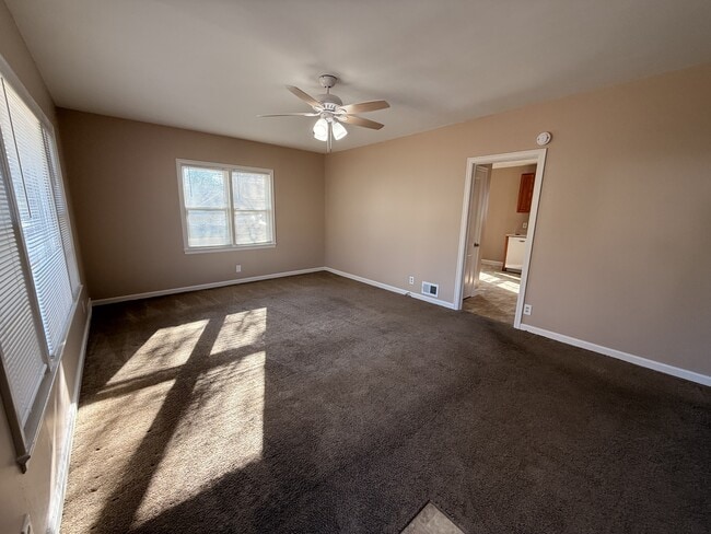 Building Photo - 3908 N 55th St