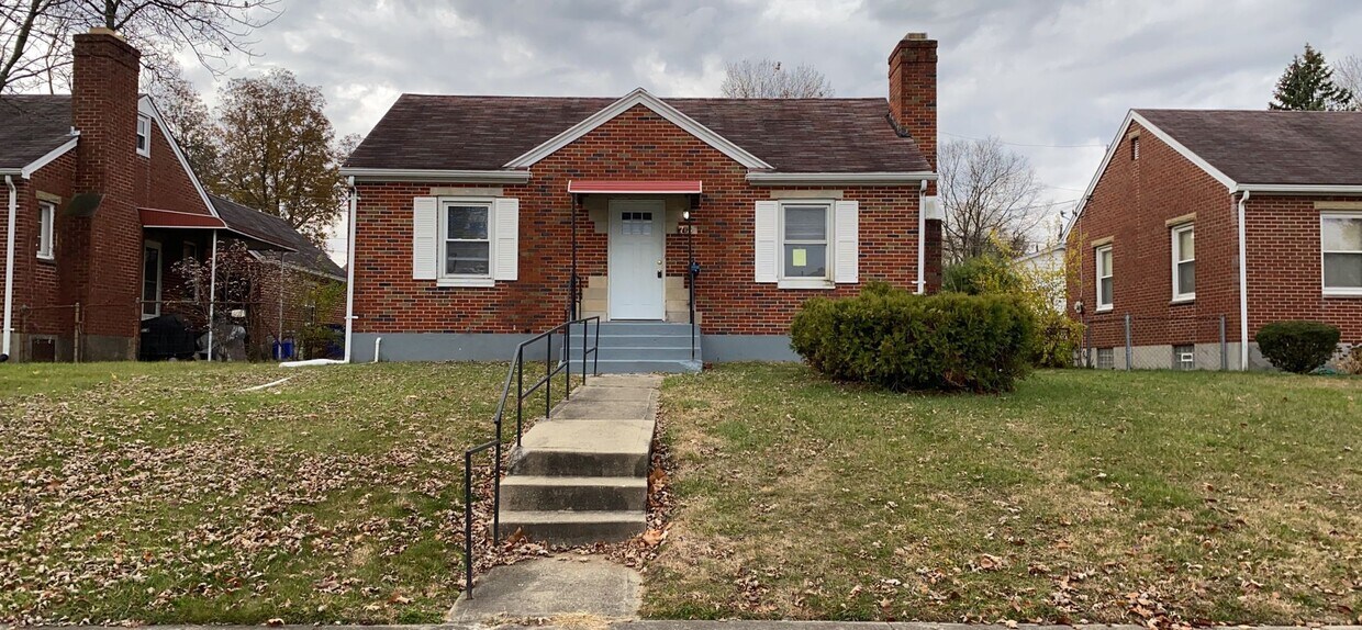 Primary Photo - 713 Verona 3BR/1BA (Dayton)