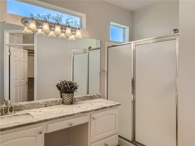 Building Photo - 131 Enchanted Dr