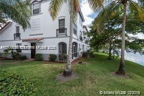Building Photo - 751 SW 148th Ave
