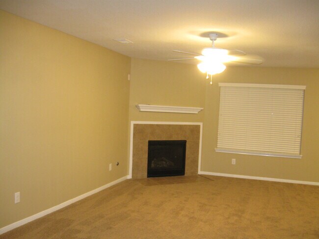 Foto del edificio - 4807 Dappled Grove Trail