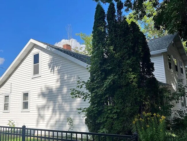 Foto del edificio - 636 Kickbusch St