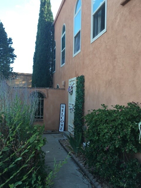 Foto del edificio - 7609 Basin Creek Ct NW