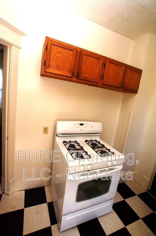 Building Photo - 1474 Spencer St