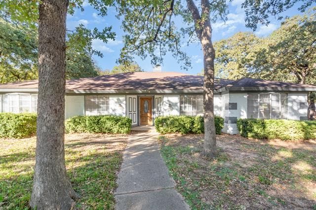 Foto del edificio - 210 Oak Forest Trail