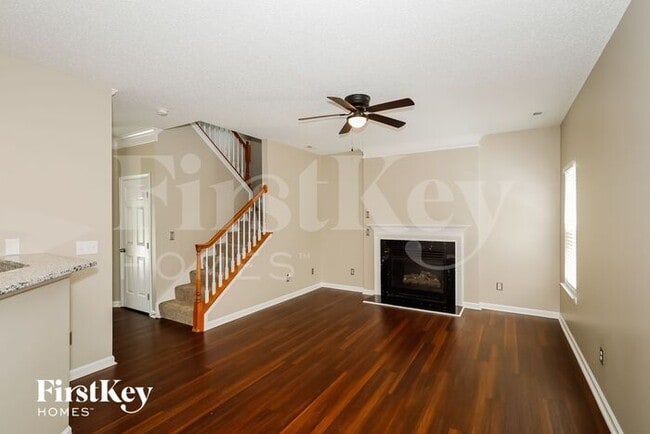Foto del edificio - 4303 Canewood Ln