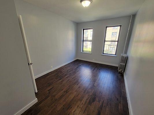 Foto del edificio - 2 bedroom in Bronx NY 10458