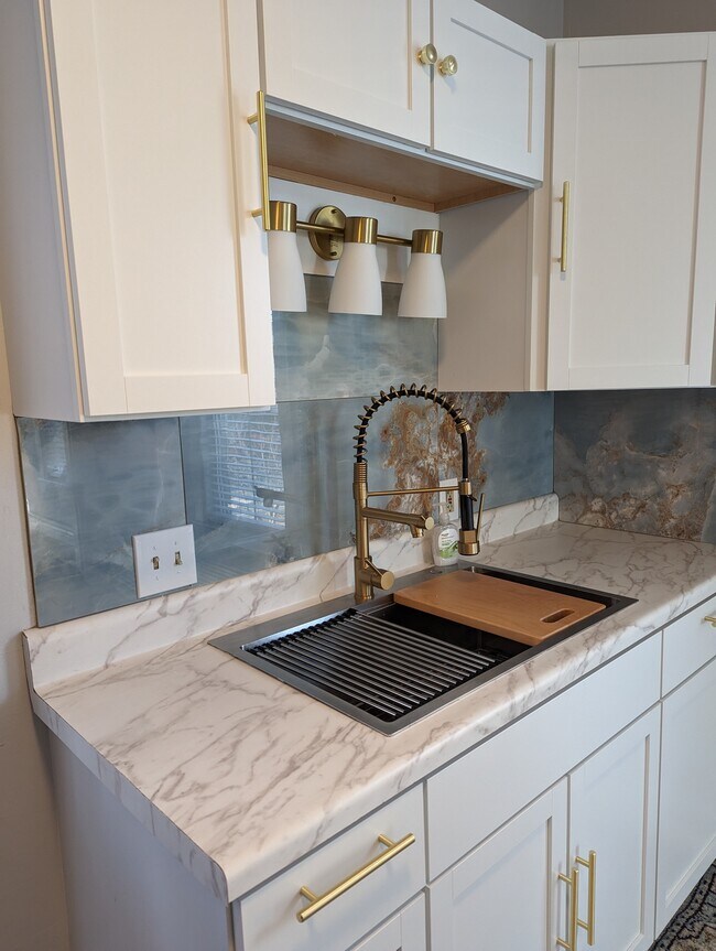 Foto del edificio - 8 Pleasant St