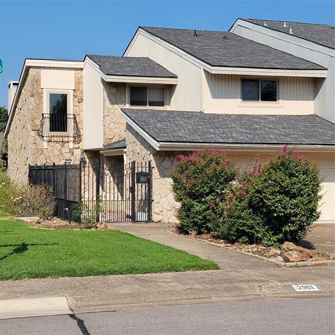 Foto del edificio - 2901 Country Pl Cir