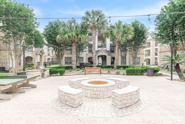 Outdoor Amenity Area - Remington Park Apartments