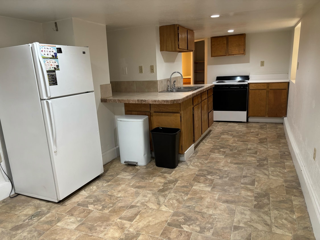 Photo - 1110 E 200 S (Salt Lake City, UT)