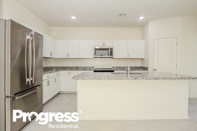 Building Photo - 35397 W San Capistrano Ave