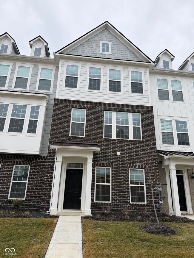 Foto del edificio - 14517 Pomona Ln