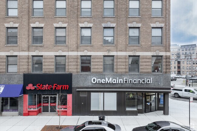Building Photo - 3166-3172 N Lincoln Ave