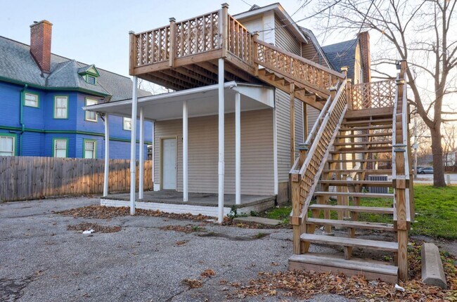 Foto del edificio - 1610 Court St