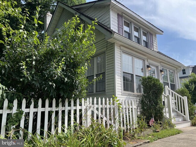 Foto del edificio - 19 Snowden Ave