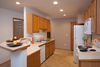 Building Photo - 540 Lulu Ln