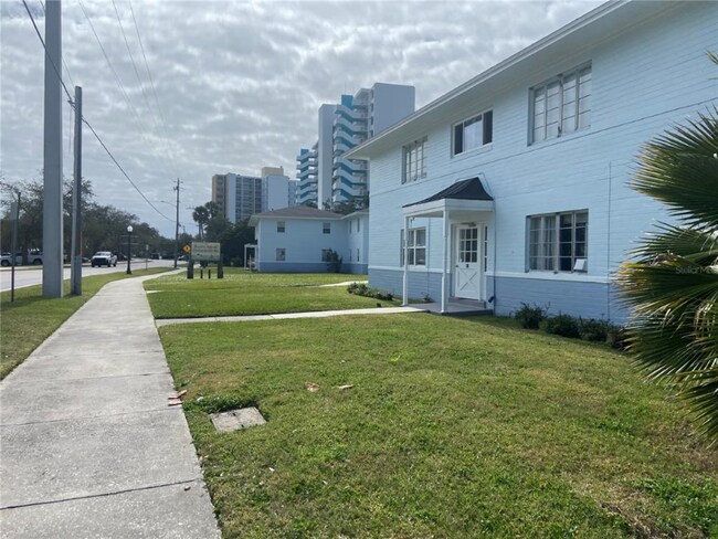 Building Photo - 500 S Beach St
