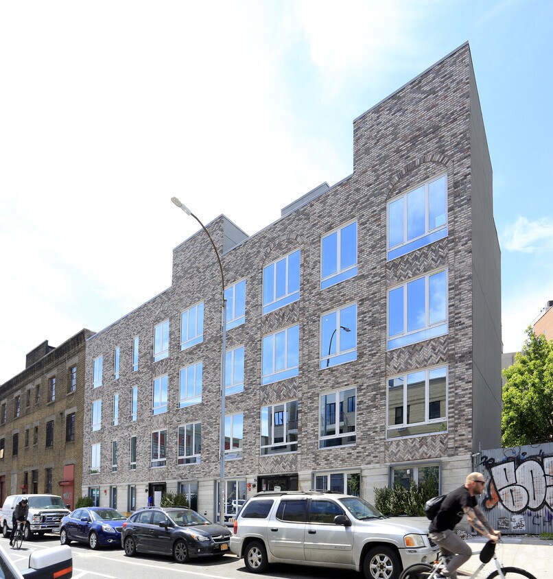 Foto del edificio - 760 Bergen St