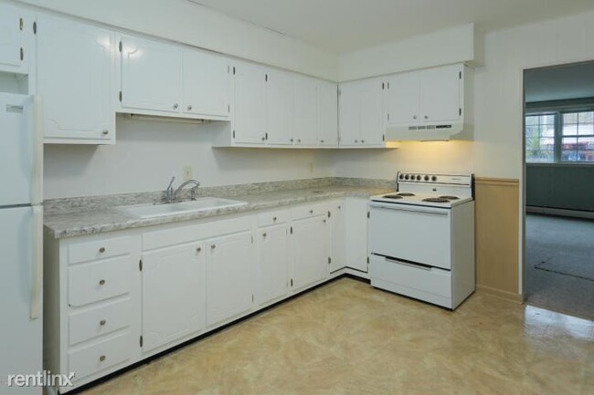 Building Photo - 2 br, 1 bath Apartment - 917 E Main St Apt 5