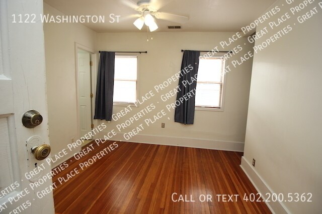 Foto del edificio - 1122 Washington St