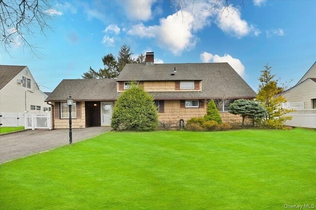 Photo - 43 Flagstone Ln House